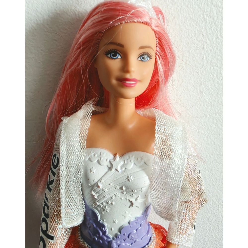 Mattel Barbie Dreamtopia 2017 Pink Hair Doll Rainbow Sparkle Mesh Jacket Outfit